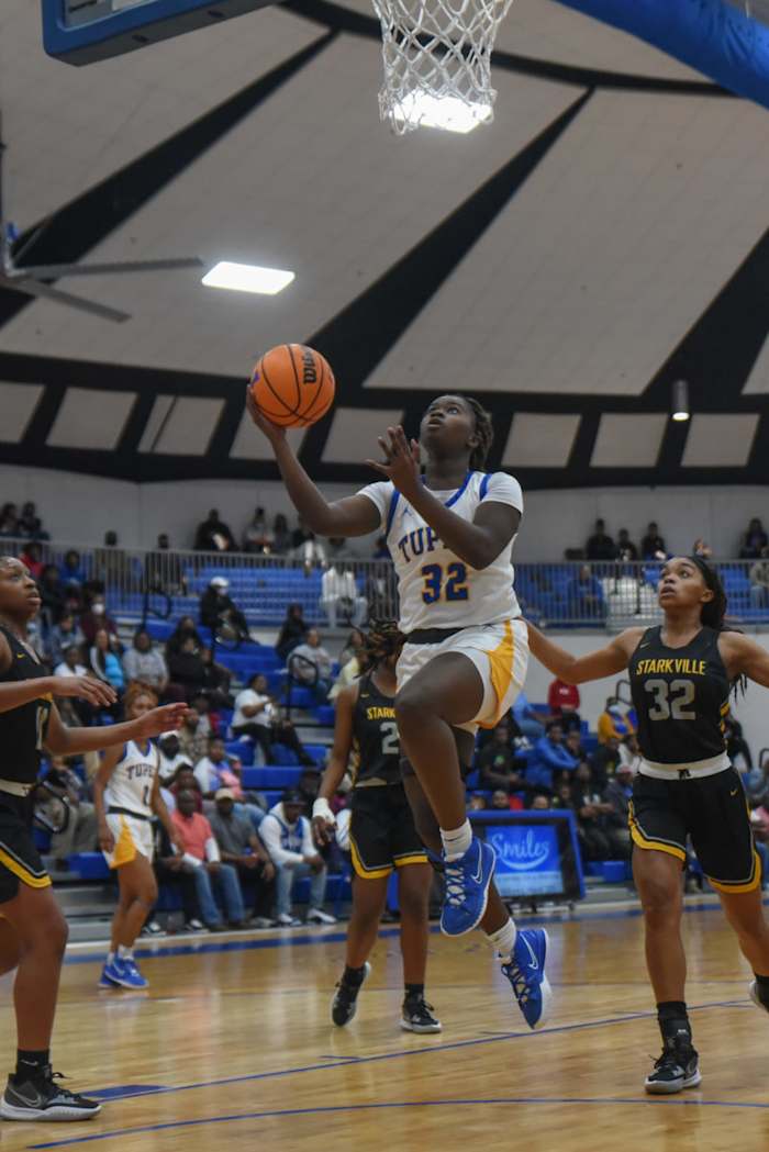 starkville-tupelo-girls-basketball00027